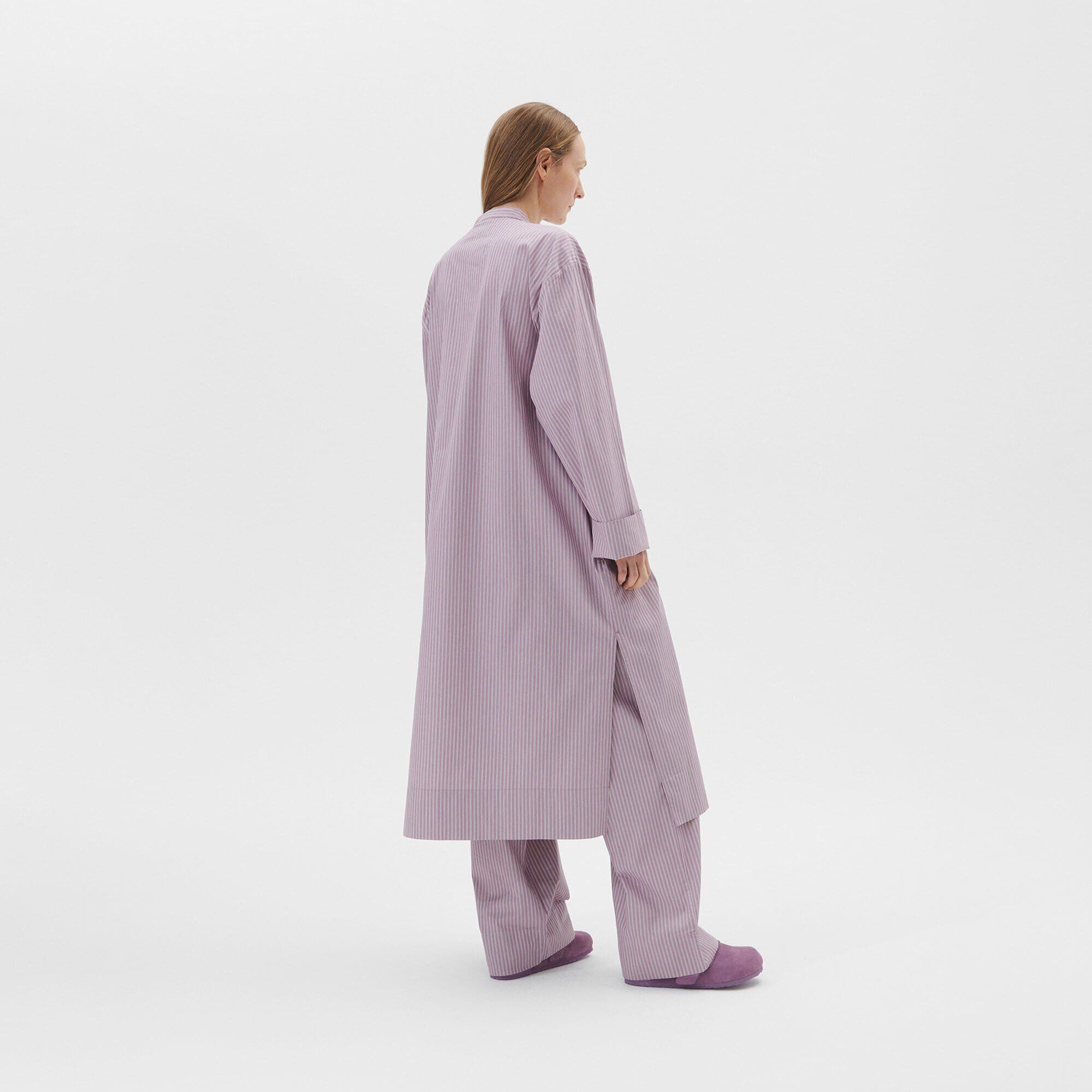 Alternative view of Tekla Kaftan